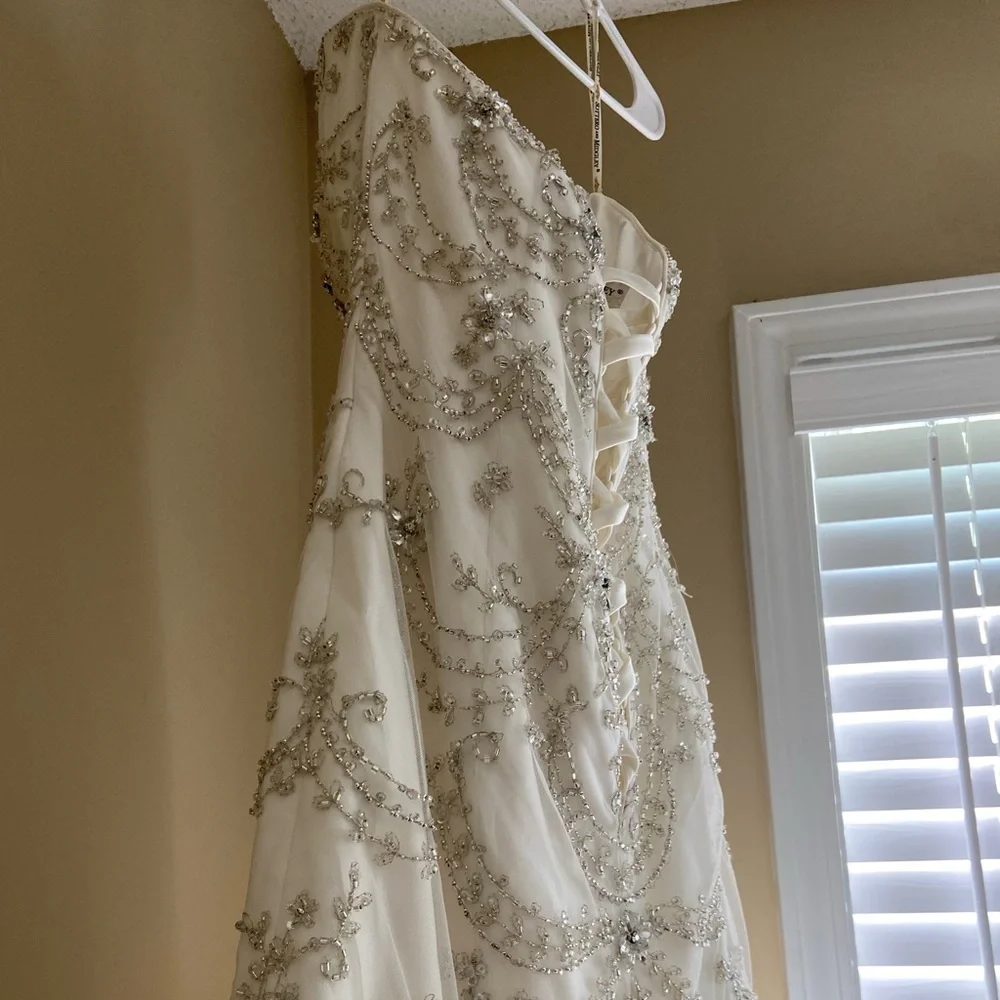 Sottero and Midgley Ivory Raquelle 72743 Wedding Dress w/Mermaid Silhouette - Picture 13 of 16